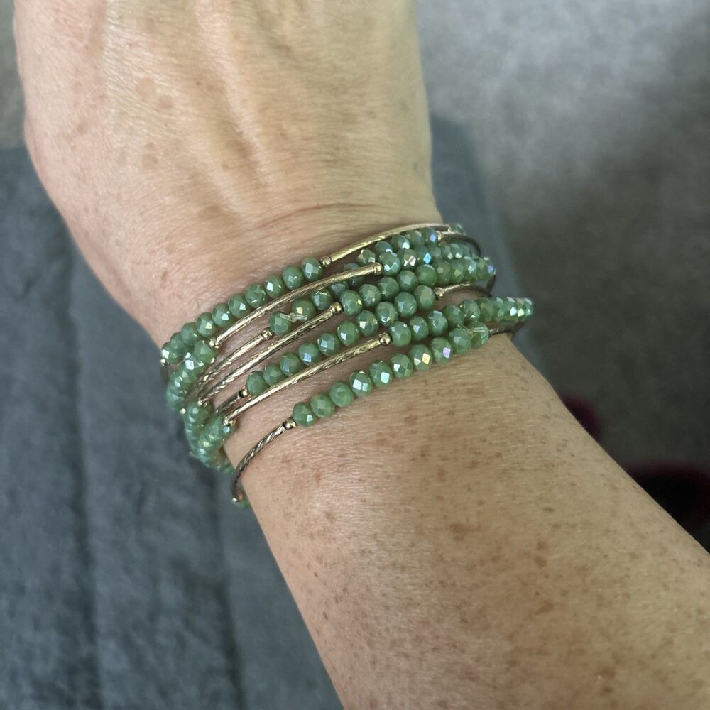 7 Green multi-style bracelet